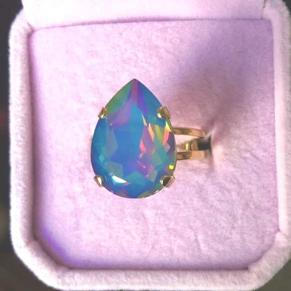 Rainbow Opal + Gold Pear Crystal Ring - Picture 5 of 12